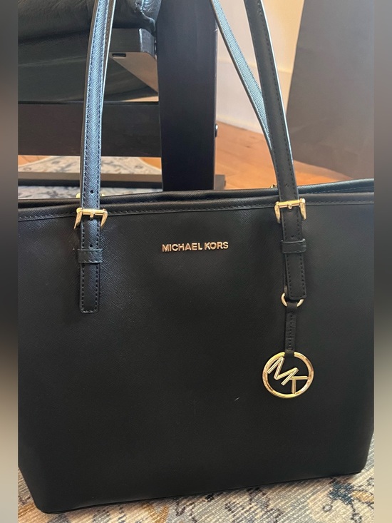 Michael Kors Handbags - Michael Kors black tote purse
